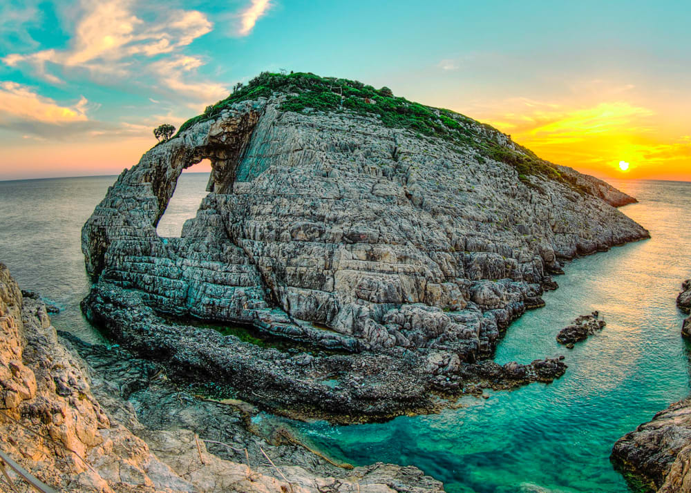 ISLAND SUNSET CRUISE