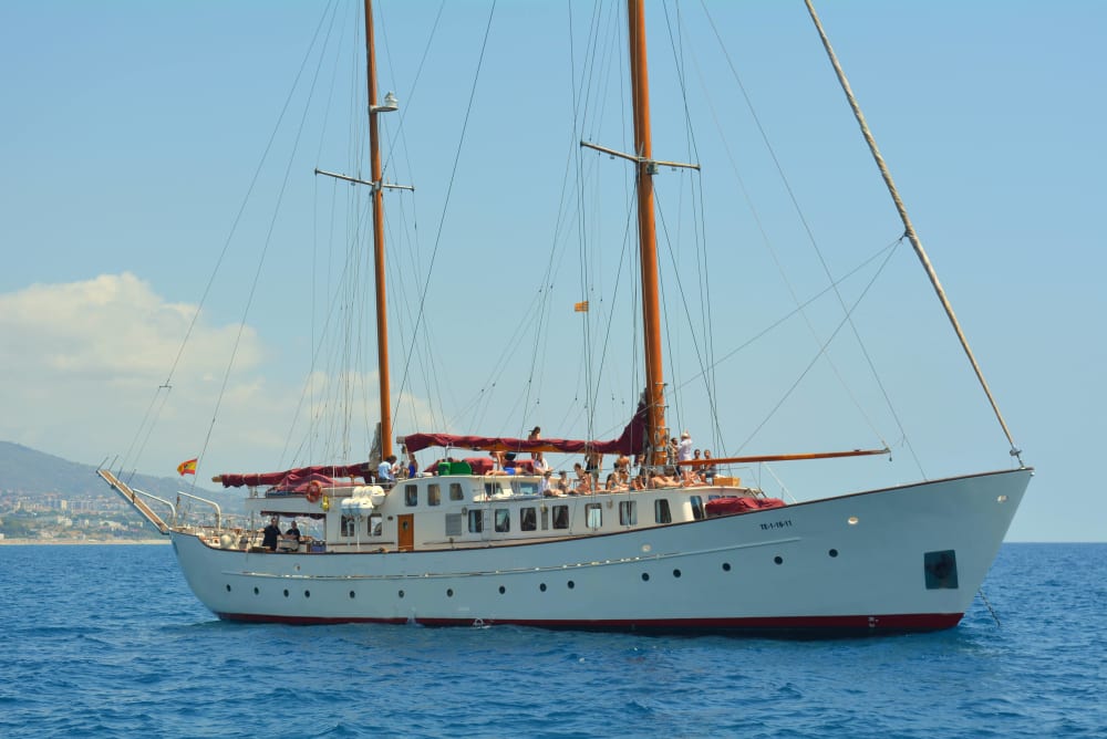 PASEO 2 HORAS EN VELERO HISTÓRICO