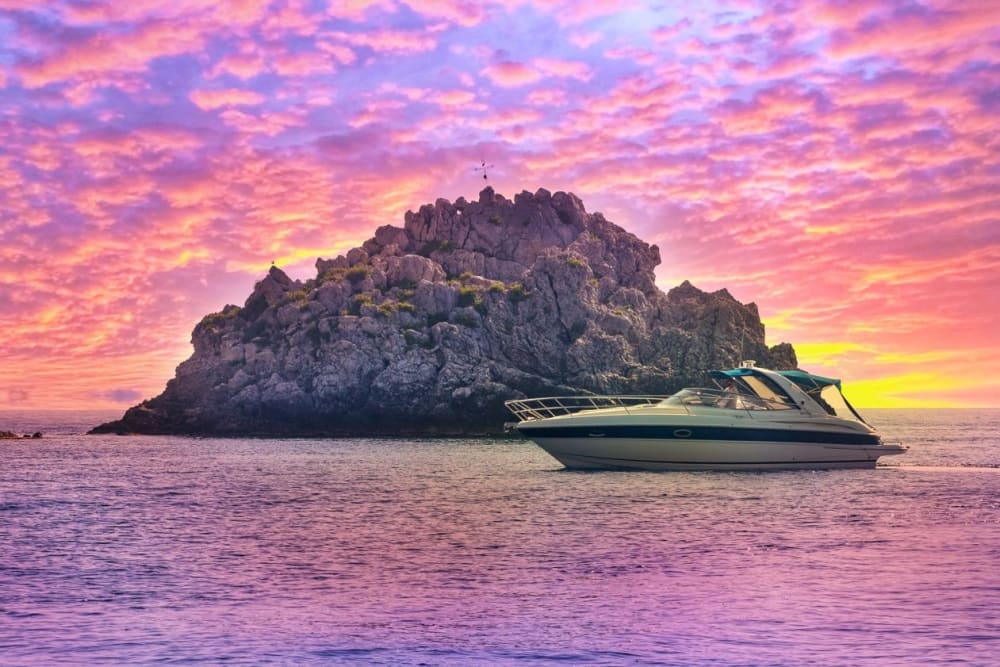 Tramonto e delfini – Crociera al crepuscolo a Taormina