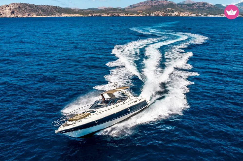 Erleben Sie Luxus und Abenteuer auf Mallorca an Bord der Gin Tonic: ein unvergesslicher Charter