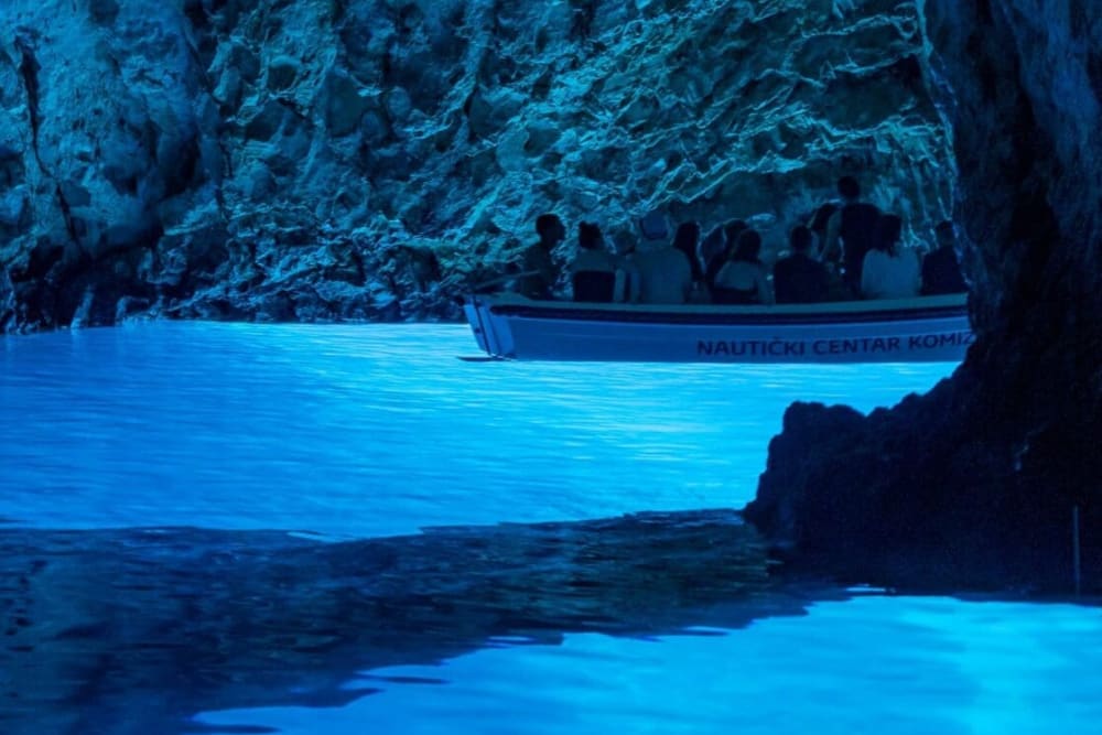 Grotta Azzurra, Hvar e Vis: tour esclusivo di 11 ore in motoscafo da Spalato