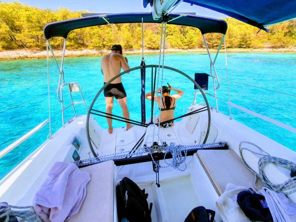 Full-Day Sailing and Snorkeling Adventure: Explore Brač, Čiovo & Kasjuni Beach
