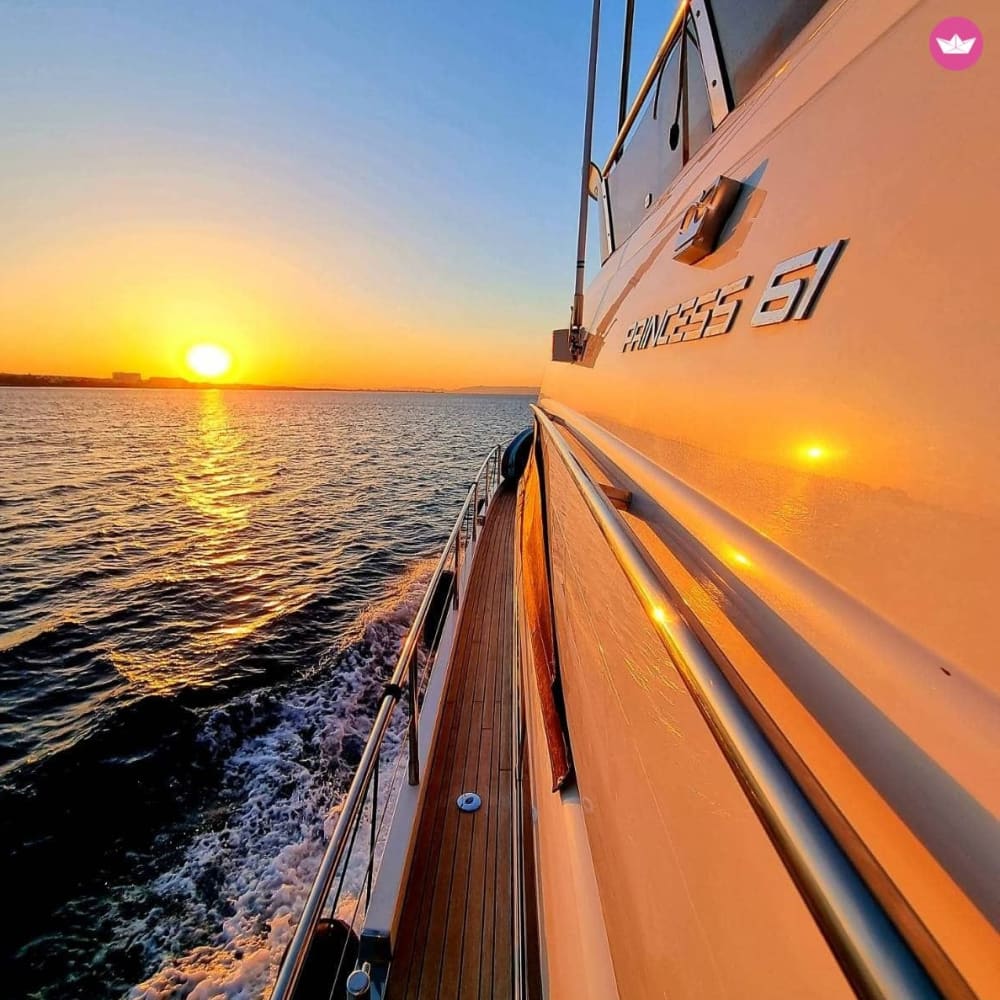 Experience incredible   Sunset Tour with luxury Princess 61