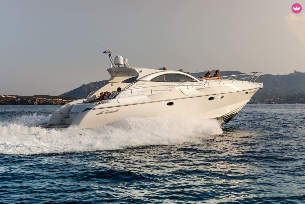 Tagesausflug nach Caprera und La Maddalena: zwischen bezaubernden Stränden und kristallklarem Wasser