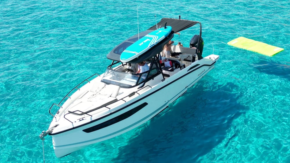 Entdecken Sie die Bucht von Saint Tropez mit einem privaten Boot