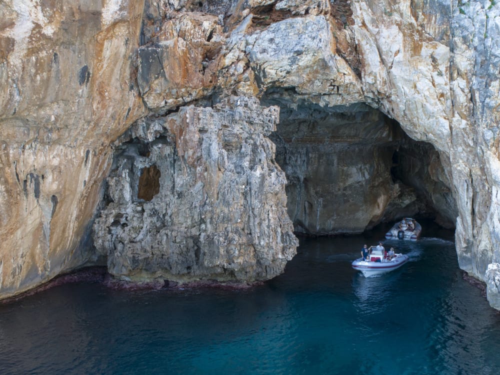 Esplora le spiagge e le grotte nascoste del Golfo di Orosei