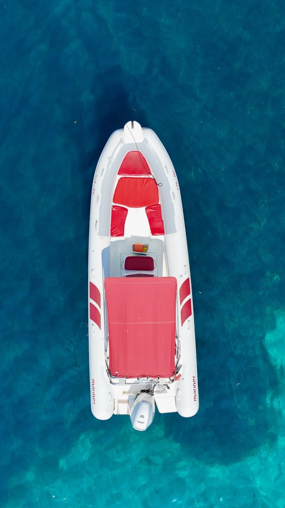 8-Hour Green & Blue Cave Adventure from Hvar