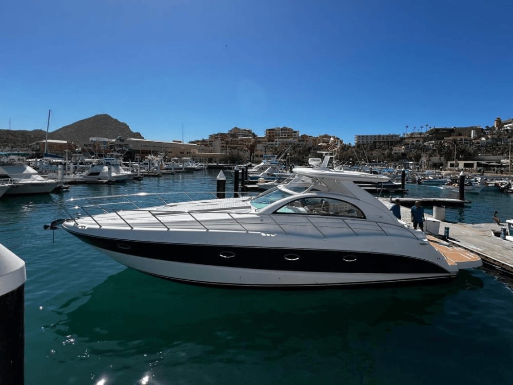 Tu paraíso exclusivo en Cabo: Aventura privada en el mar