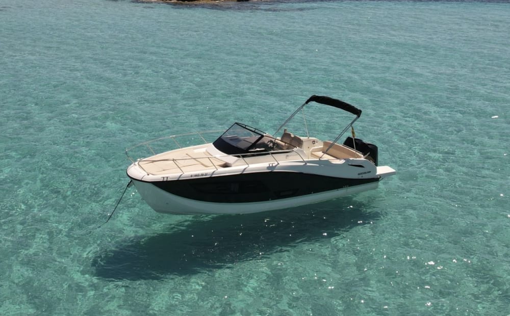 Einfach fühlen/Erkunden Sie Cala Pluma, Espalmador und Ses Illetes an einem unvergesslichen Tag auf See