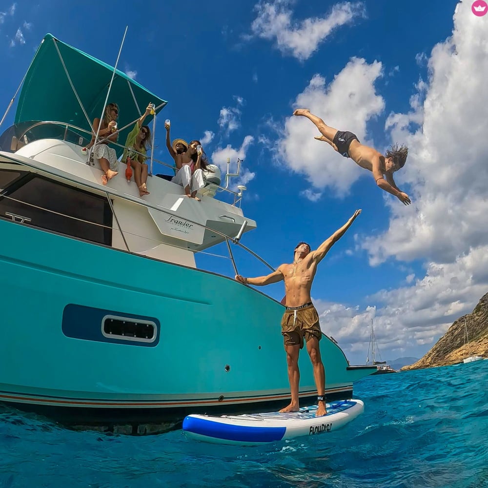 Tour en Catamarán por la Bahía de Palma