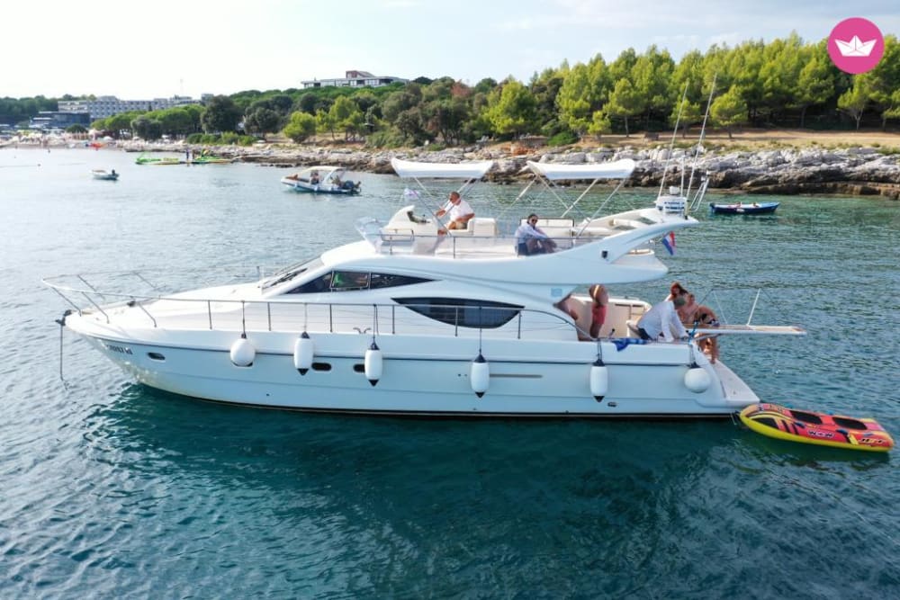 Crociera di 8 ore: costa di Rovigno, fiordo di Lir, Orsera e altro con bevande, snack e aperitivo