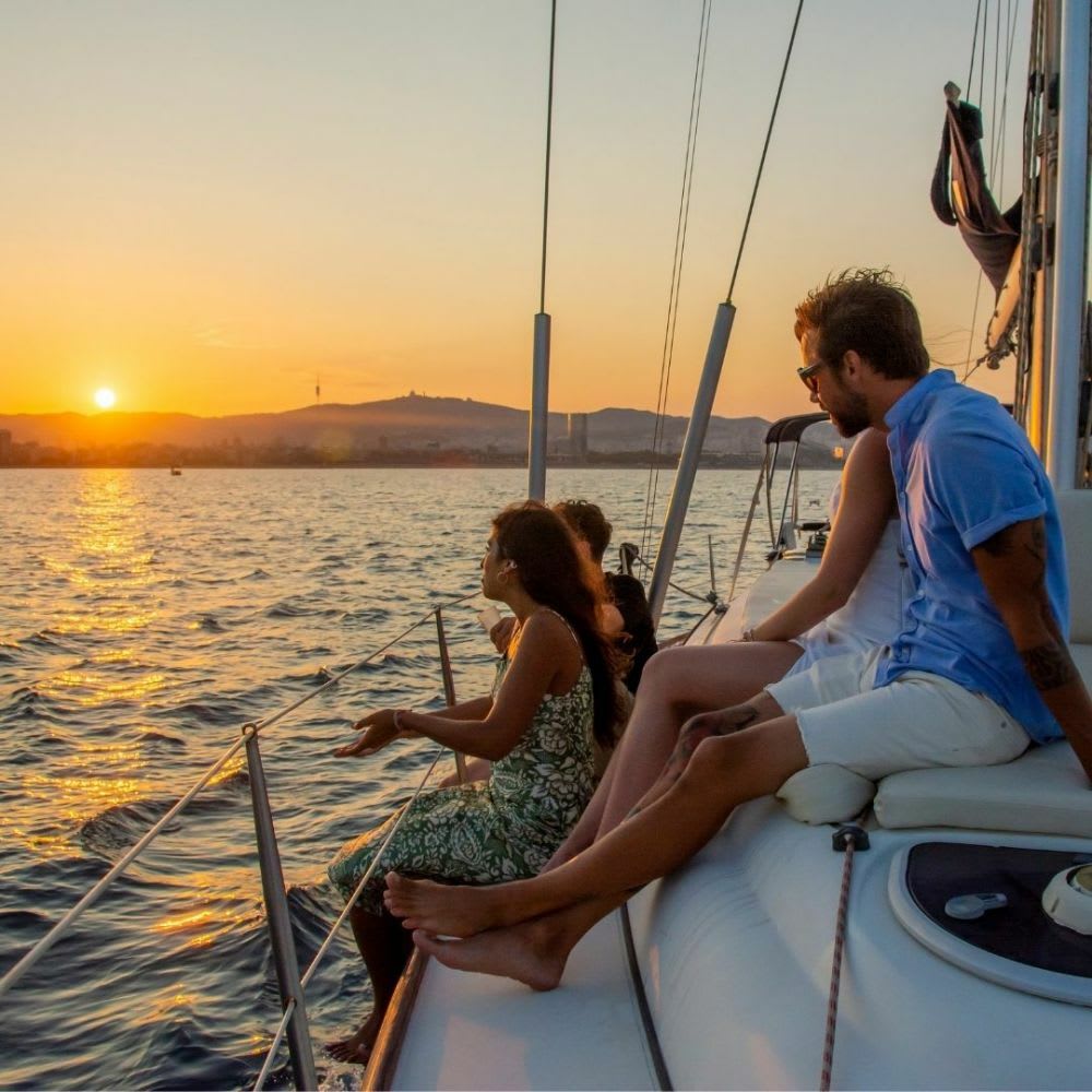 Barcelona Sunset Cruise – 2 Hours of Coastal Romance