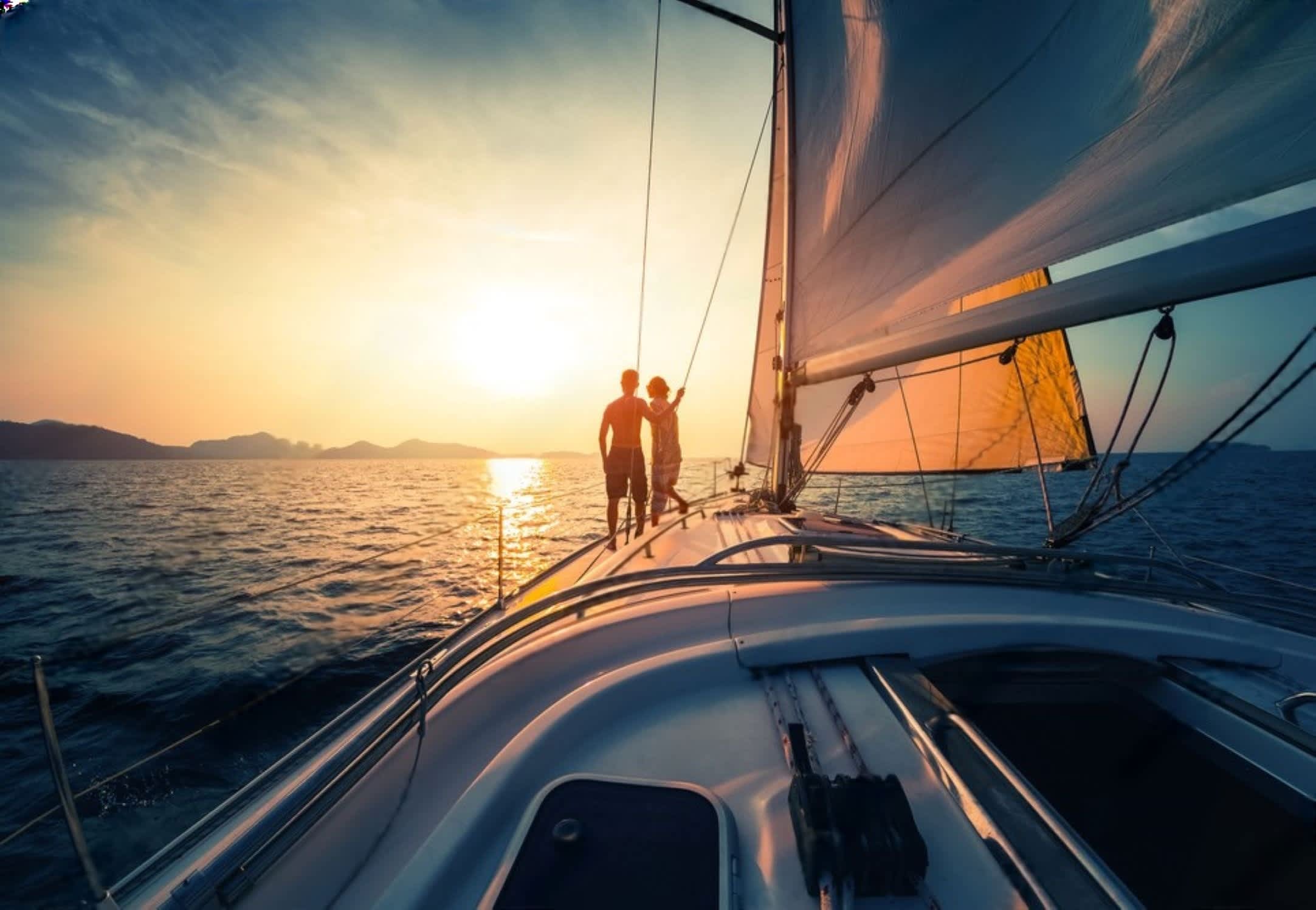 Discover Crete on a half-day sailing trip