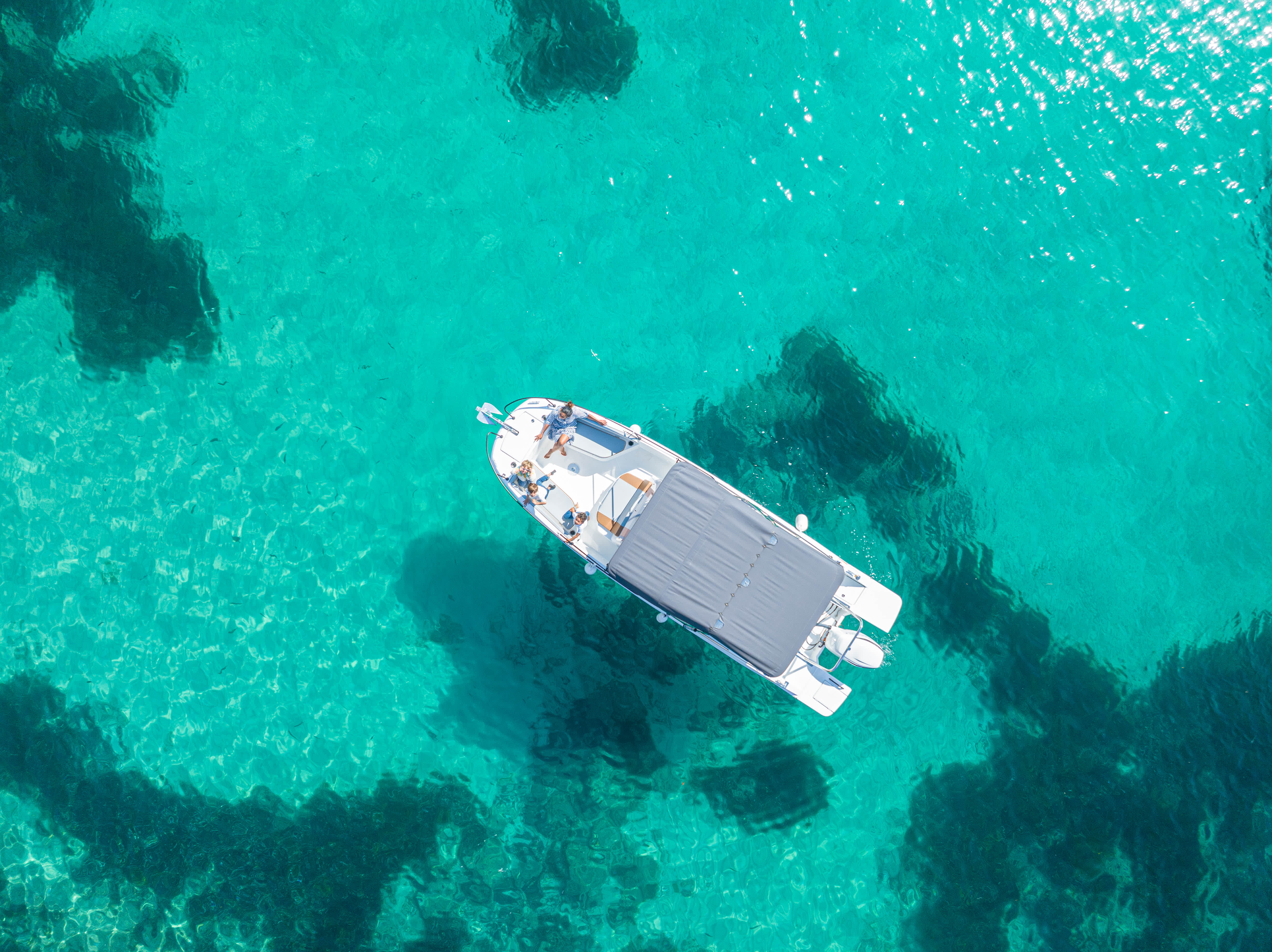 Paraíso em 8 horas: Reserva Marinha, Enseadas Virgens e Relaxamento (Tudo Incluído)