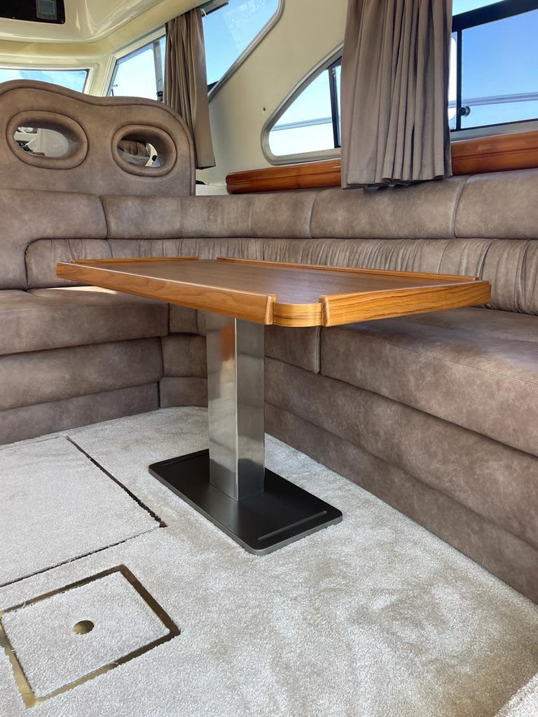 Panorami impareggiabili di Kotor: una giornata di livello mondiale a bordo del Cranchi Atlantique 40.