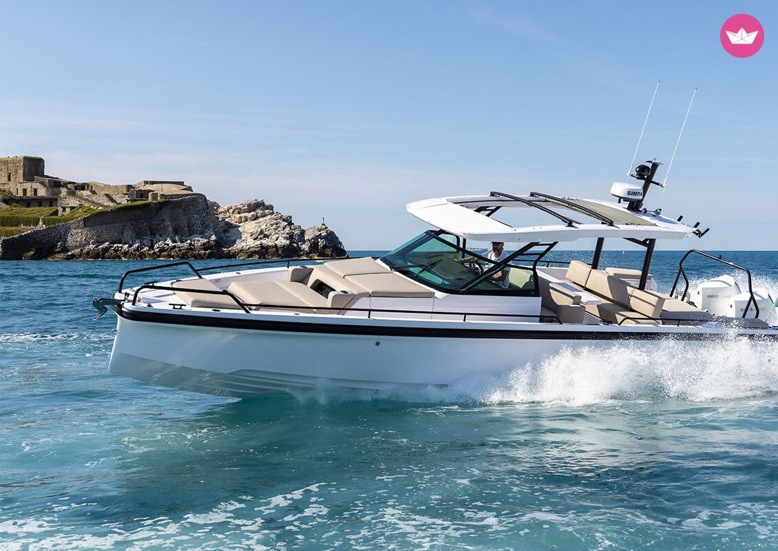 Rhenia, Delos & Mykonos Southern Coast | Private Yacht Excursion (Half Day)