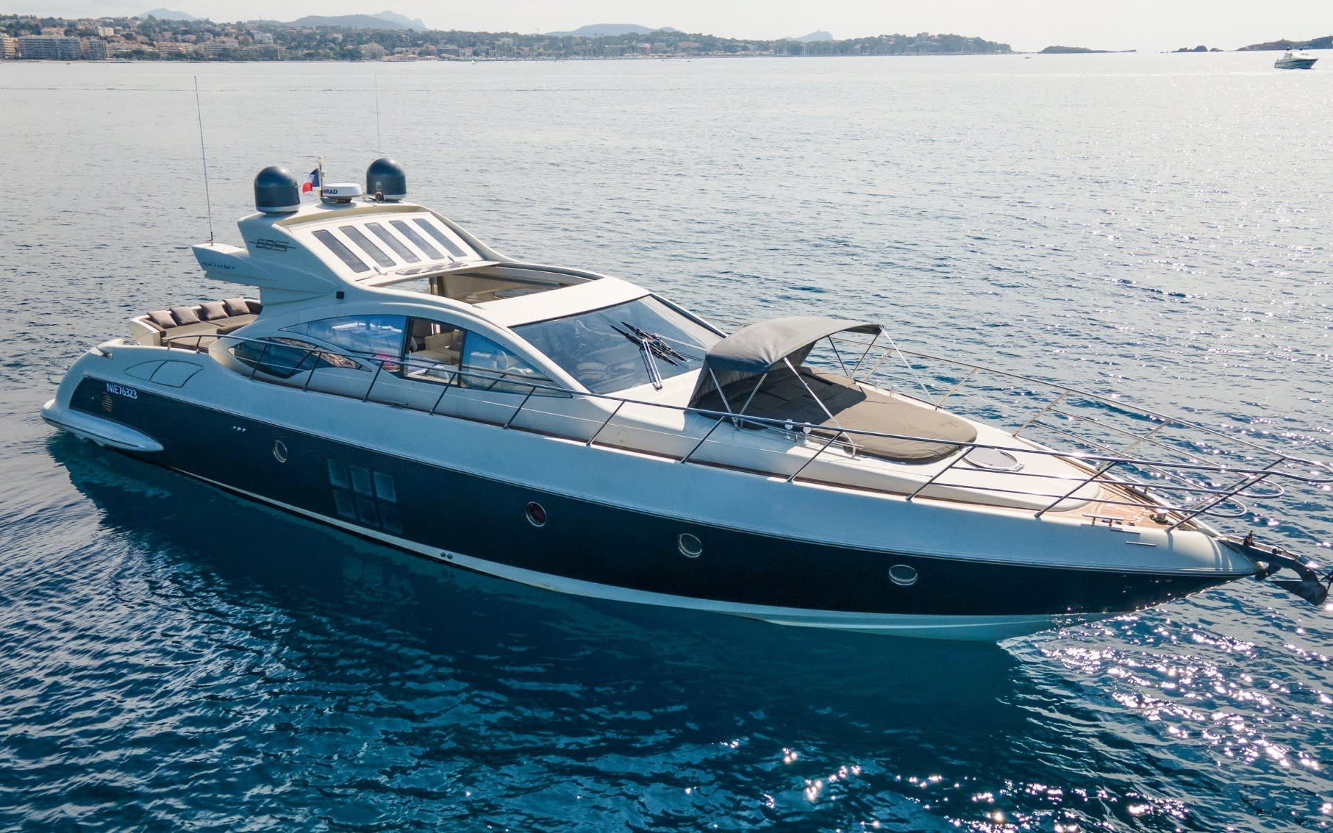 Balade à la journée vers la Baie des Canebiers, au départ de Saint-Raphaël