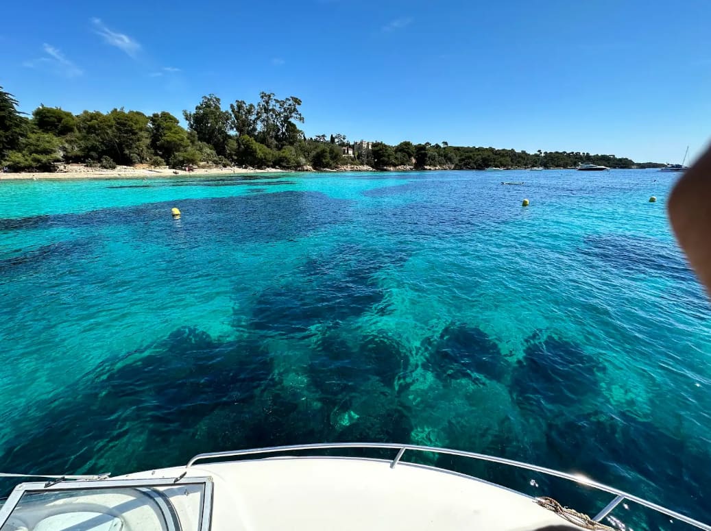 Båtkryssning från Cannes: Esterel- och Lérinsöarna med snorkling