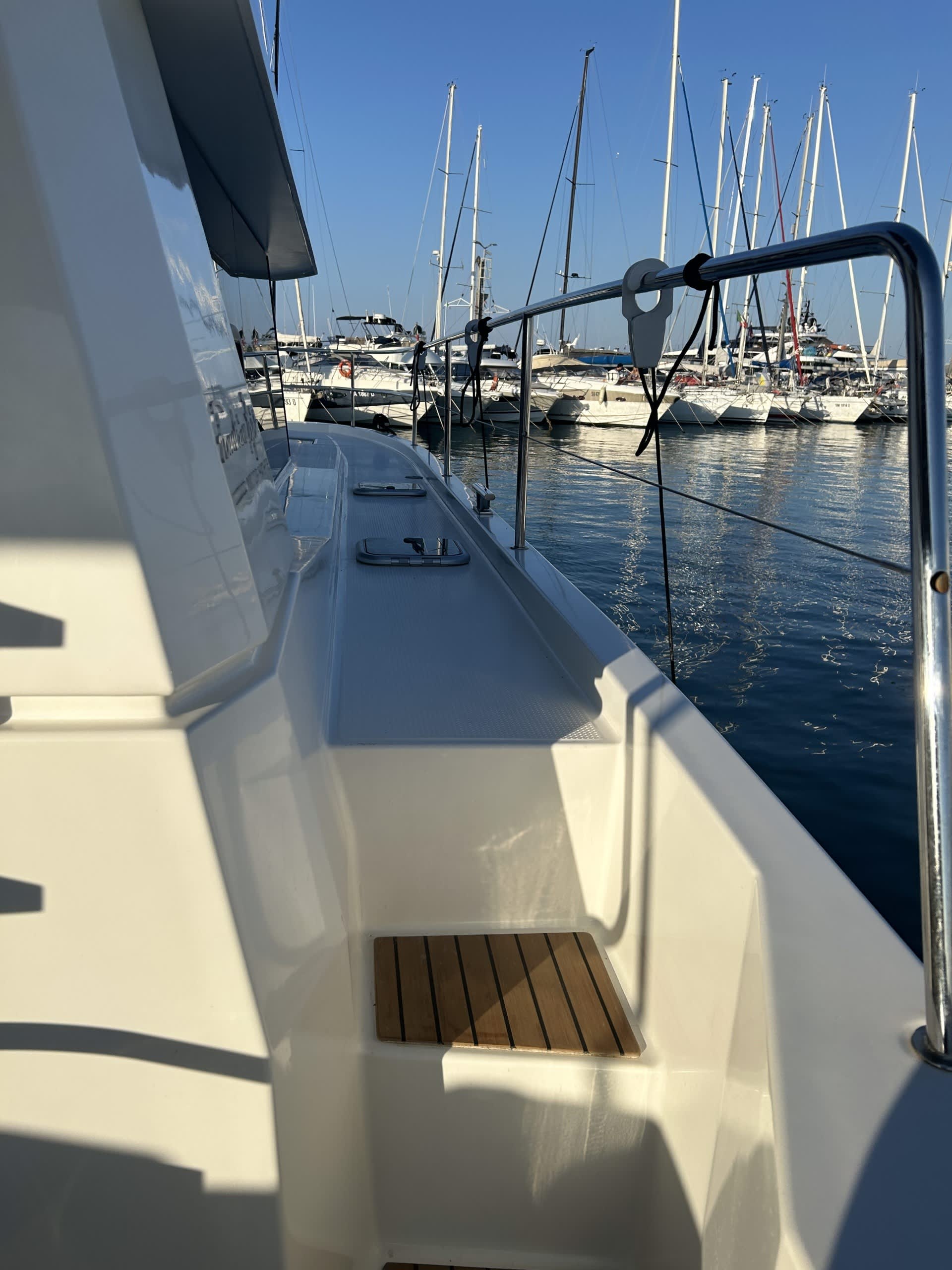 Discover Bari on a full-day sailing trip
