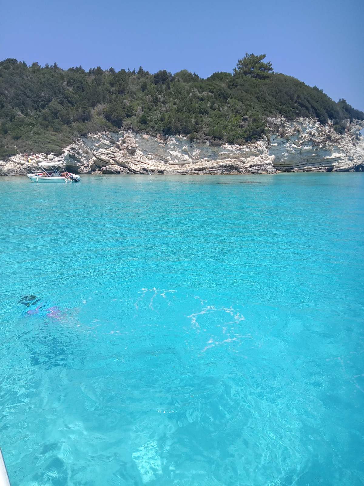 Ontdek de noordoostkust van Corfu tijdens een tour van een halve dag