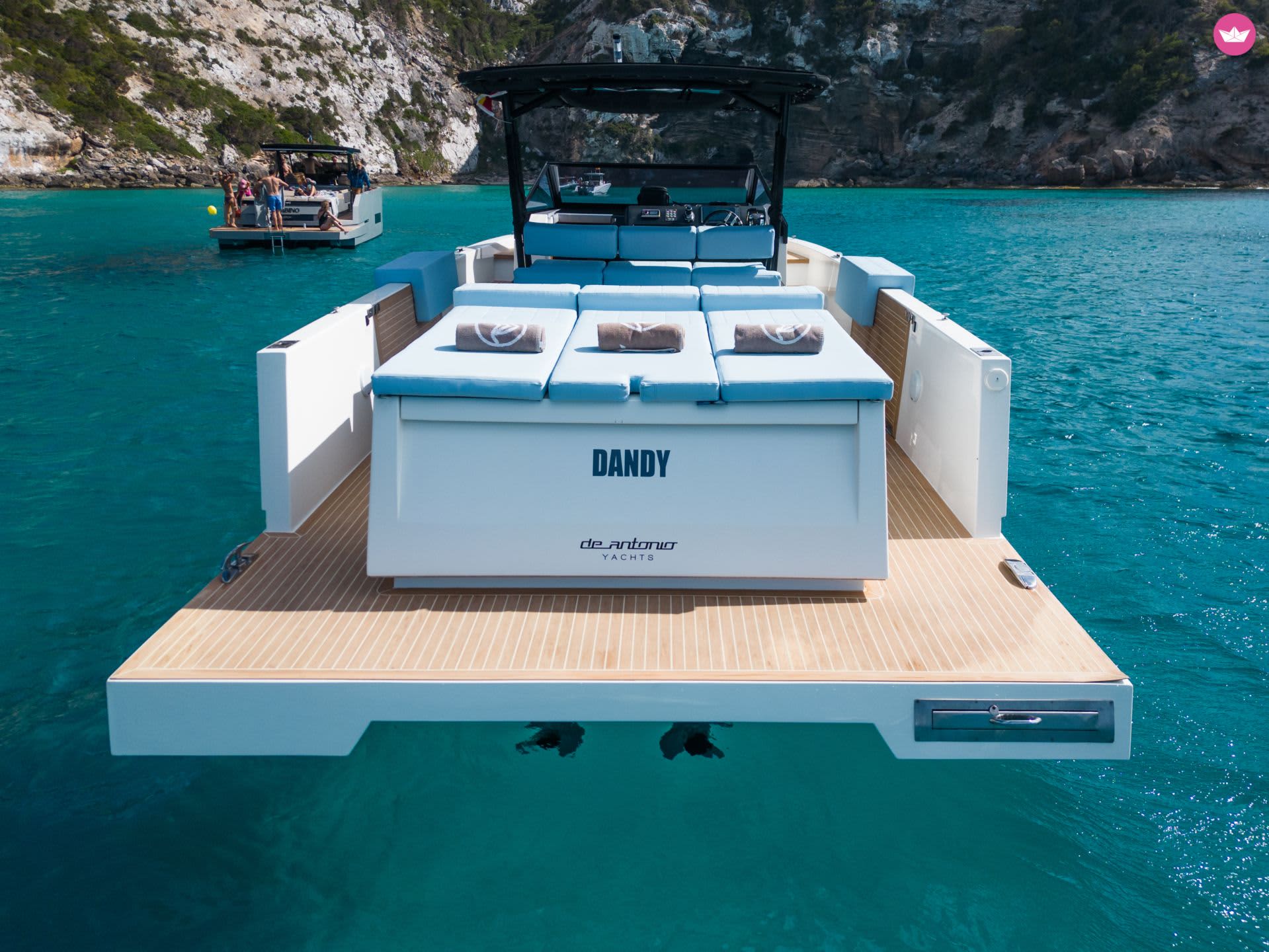Lujo de la naturaleza: Experiencia de día completo en Cala Saona en barco