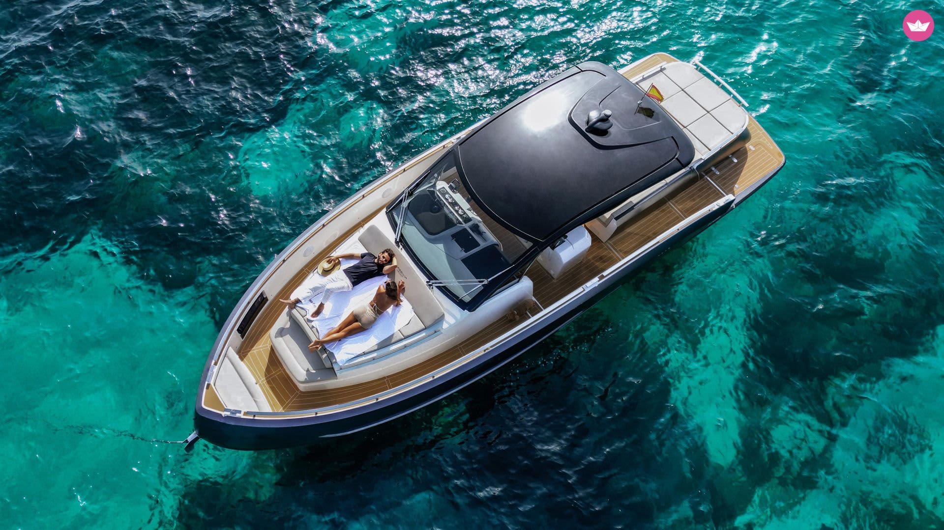 Relaksujący dzień na Formenterze: pływanie i komfort na pokładzie