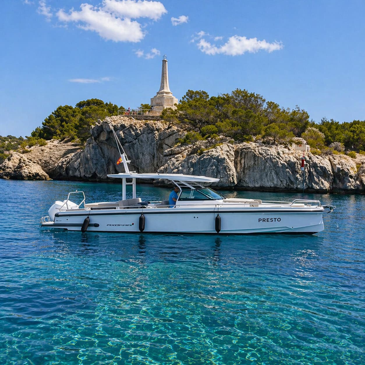 3h30 in Palma de Mallorca: Rent a motorboat and enjoy