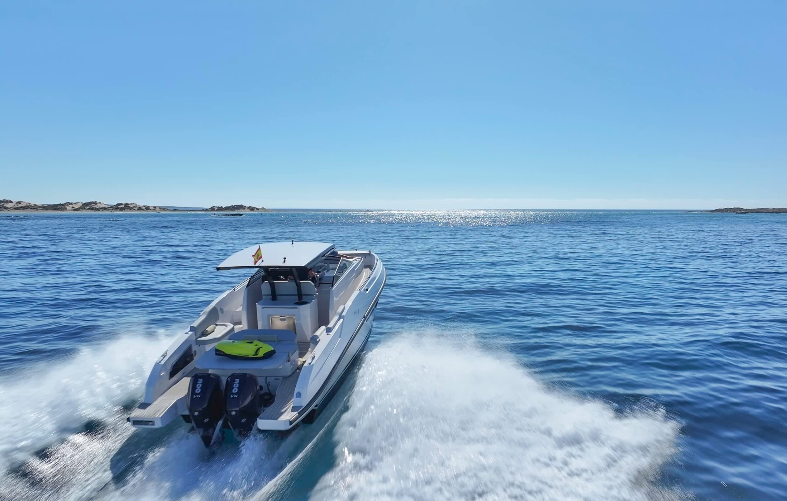 Geniet van 8 uur op een motorboot in Ibiza.
