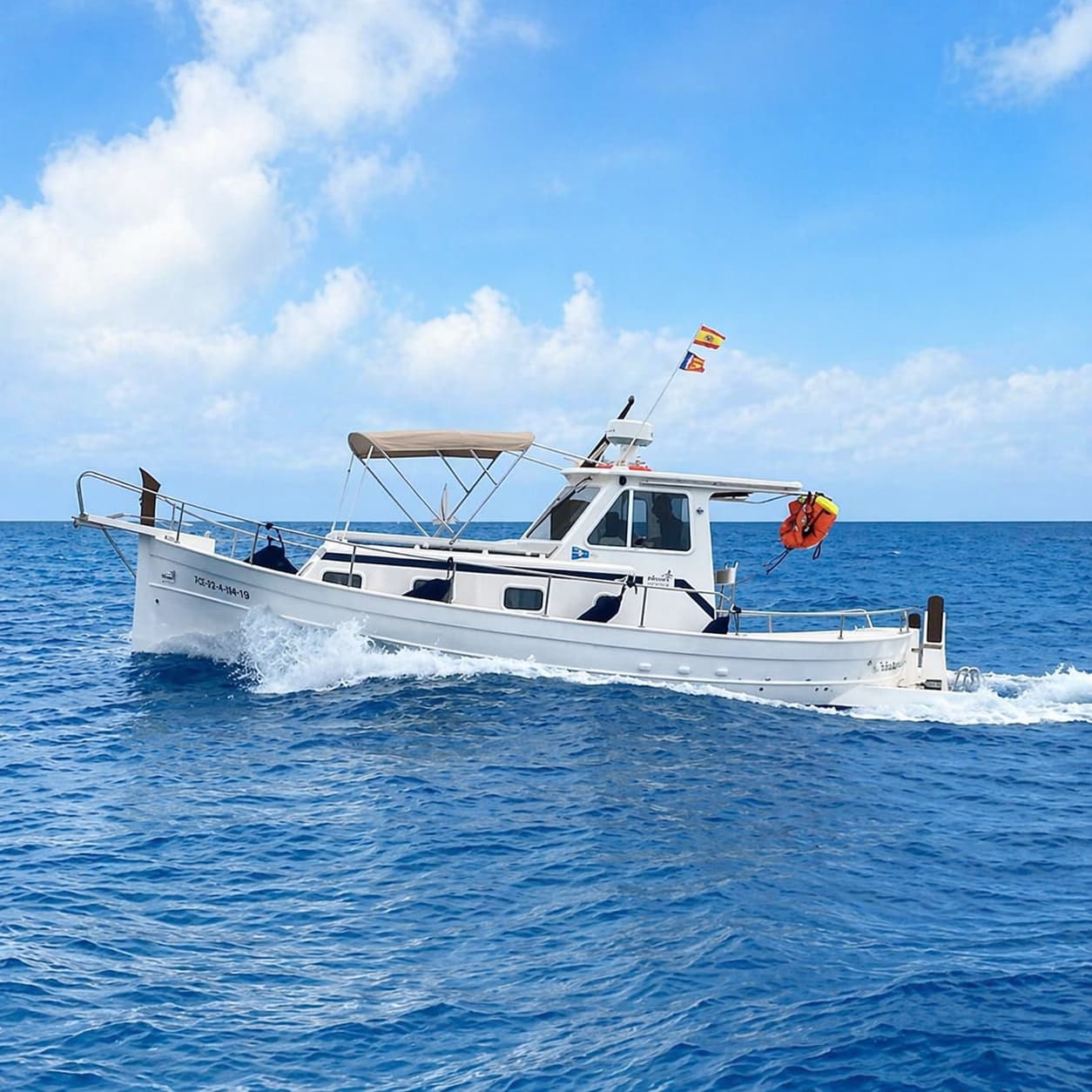 3,5 uur zonneschijn rond Cala d'Or op een motorboot