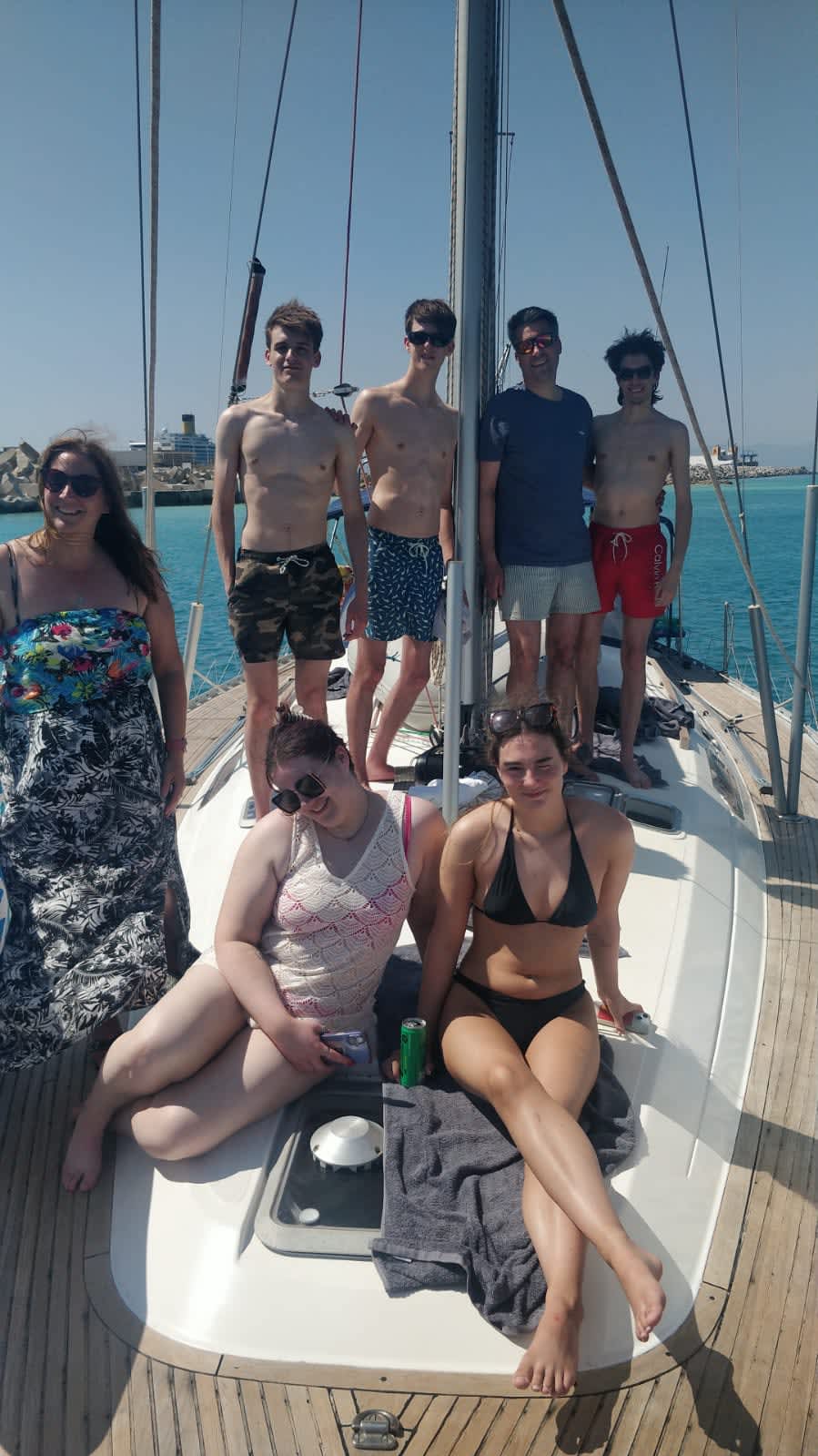 3 Buchten, ganzer Tag, 6 Stunden, Cocktail-Mittagessen, frisches Obst!