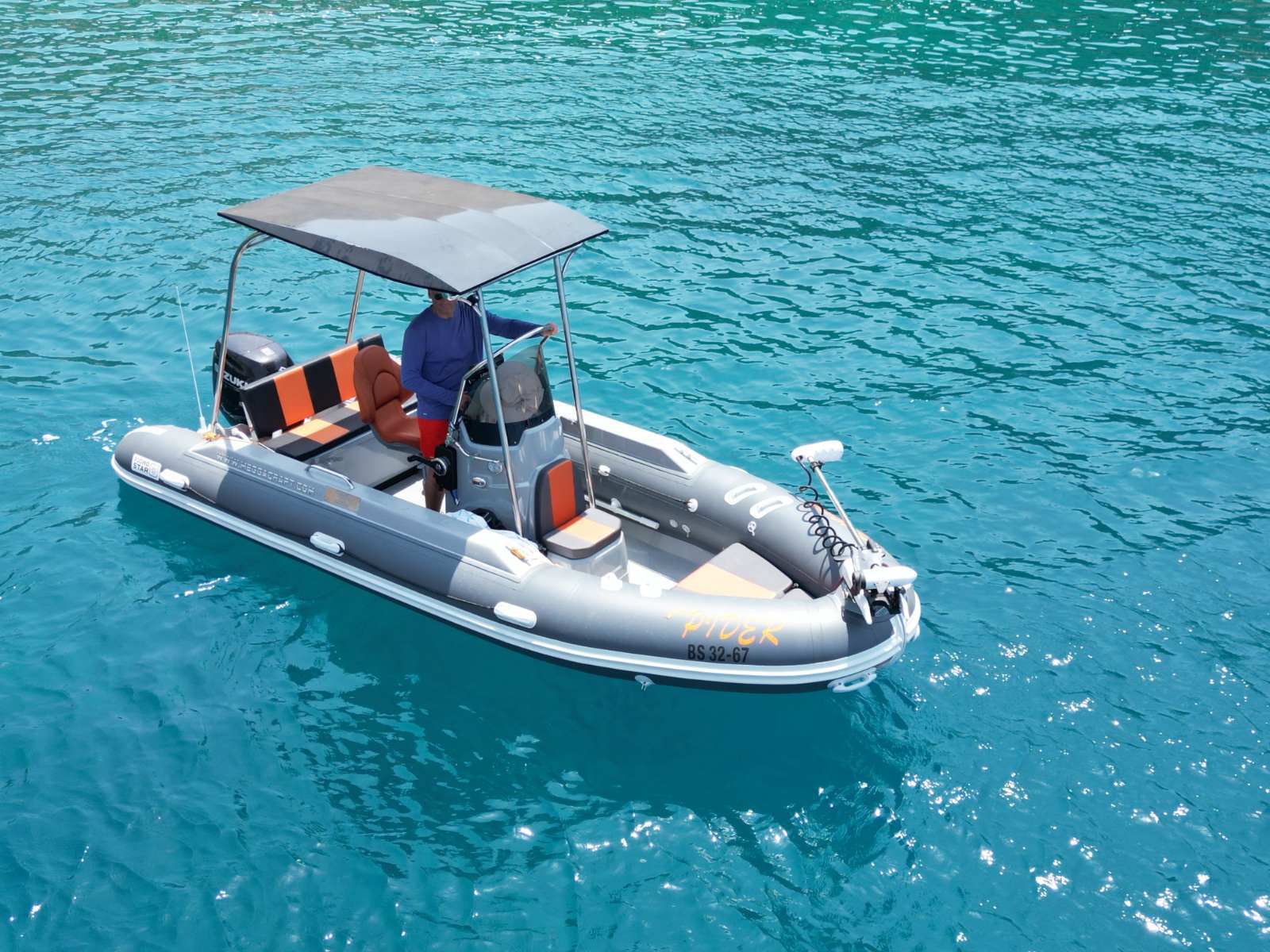 Entdecken Sie Athens Küste: Ein kompletter Tagesausflug an Bord eines Motorboots