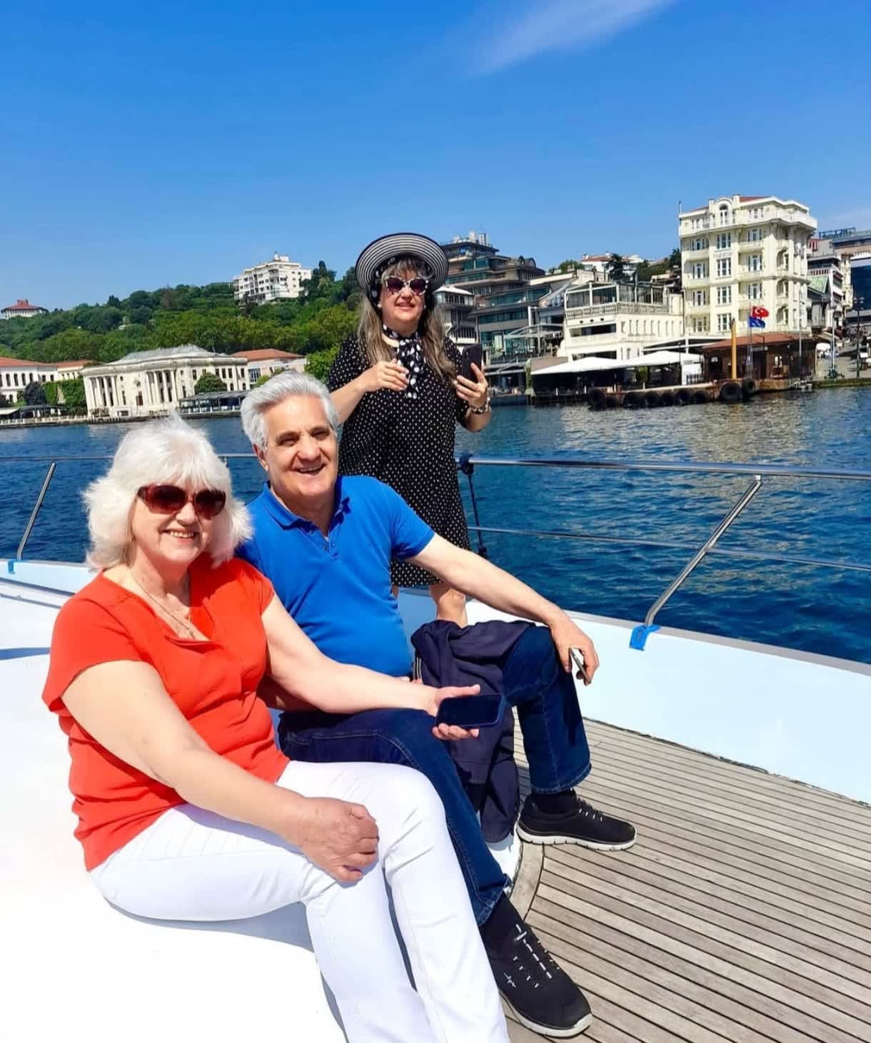 Feiern Sie mit Stil: Ihr privates Luxusyacht-Event