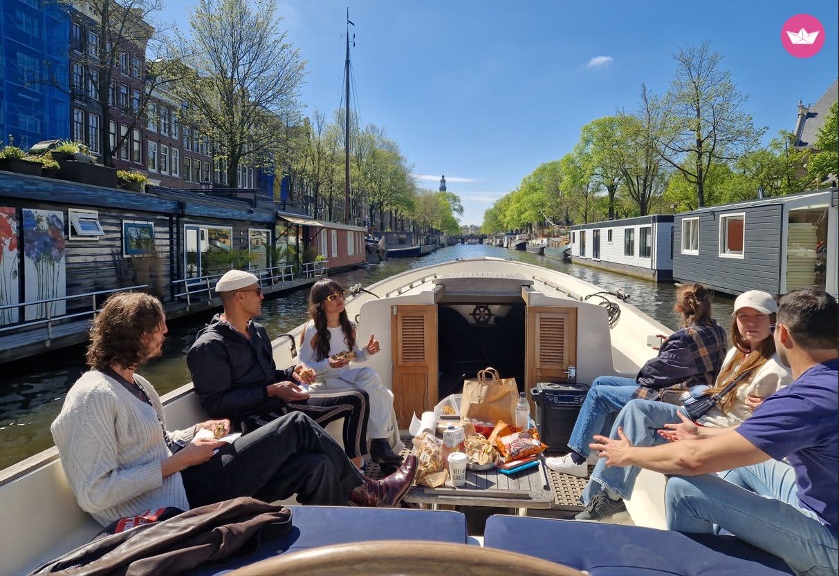 Ontdek Zaandam en zijn iconische windmolens.