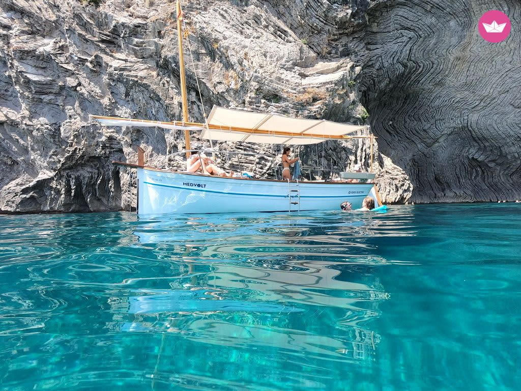 Enjoy the silence, relax and live a different experience