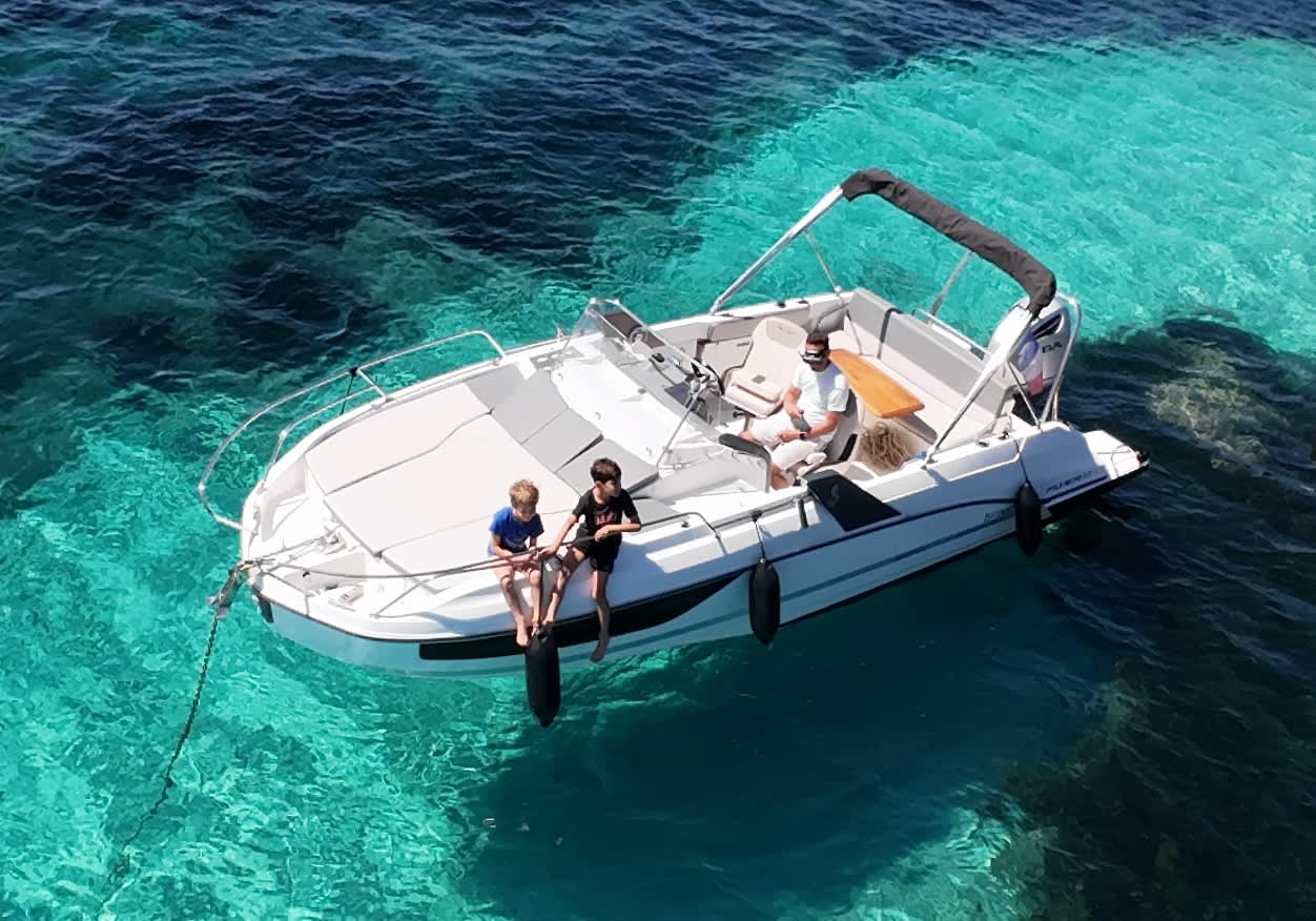 Exclusive afternoon at the Lérins Islands