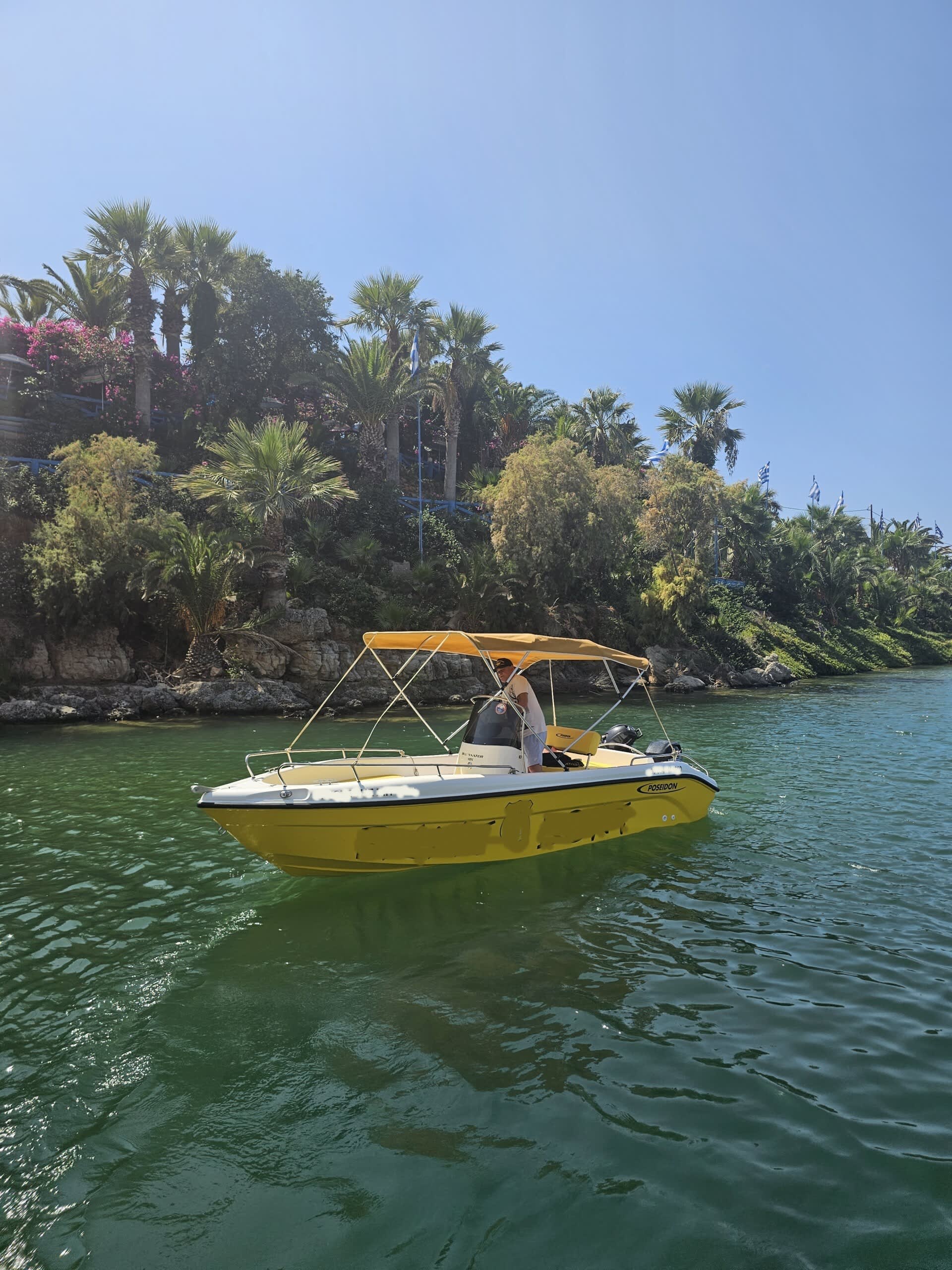 Halbtägige Bootstour in Chersonissos mit einem Motorboot