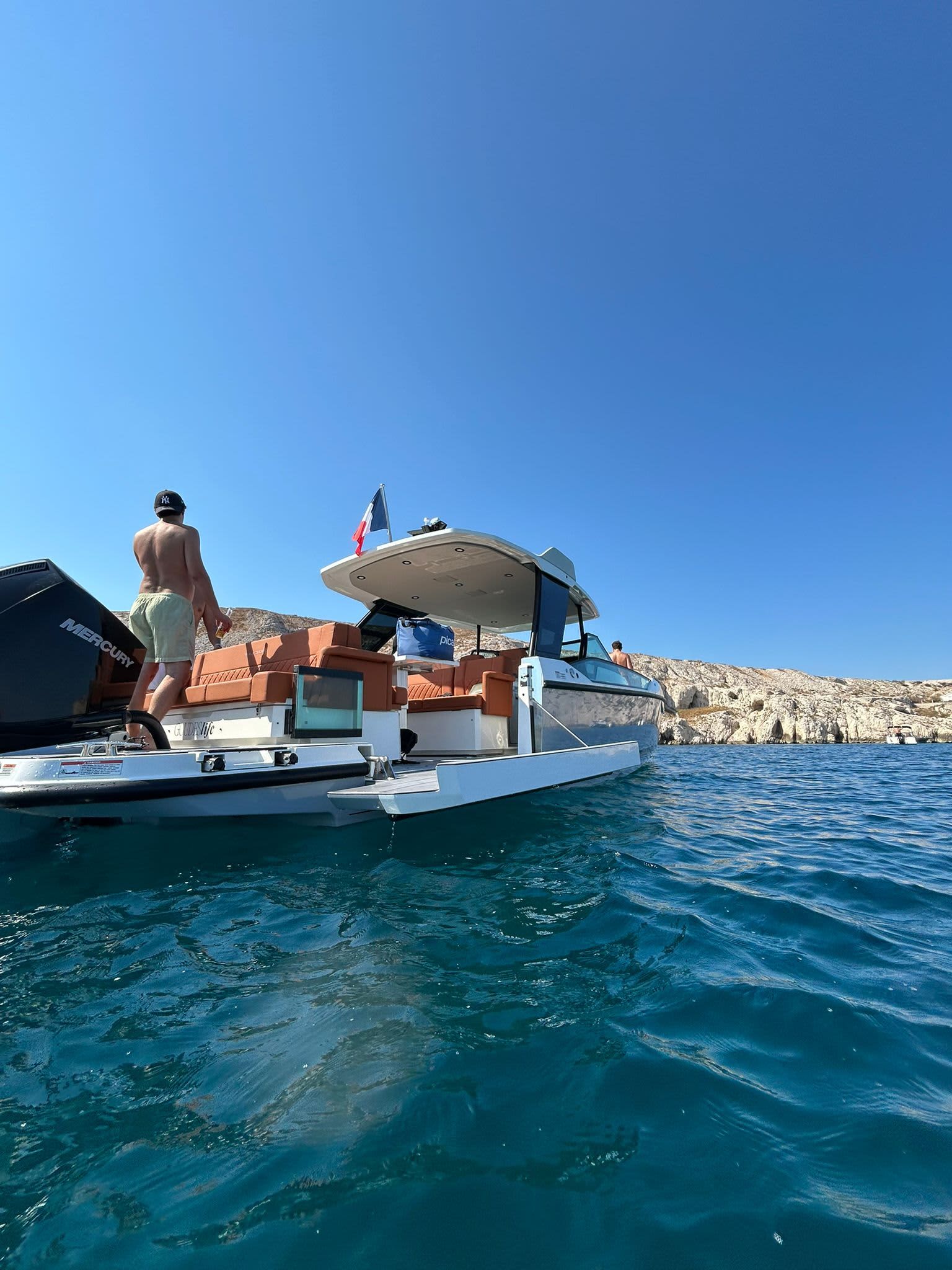 Découvrez Marseille comme jamais auparavant à bord d'un bateau à moteur