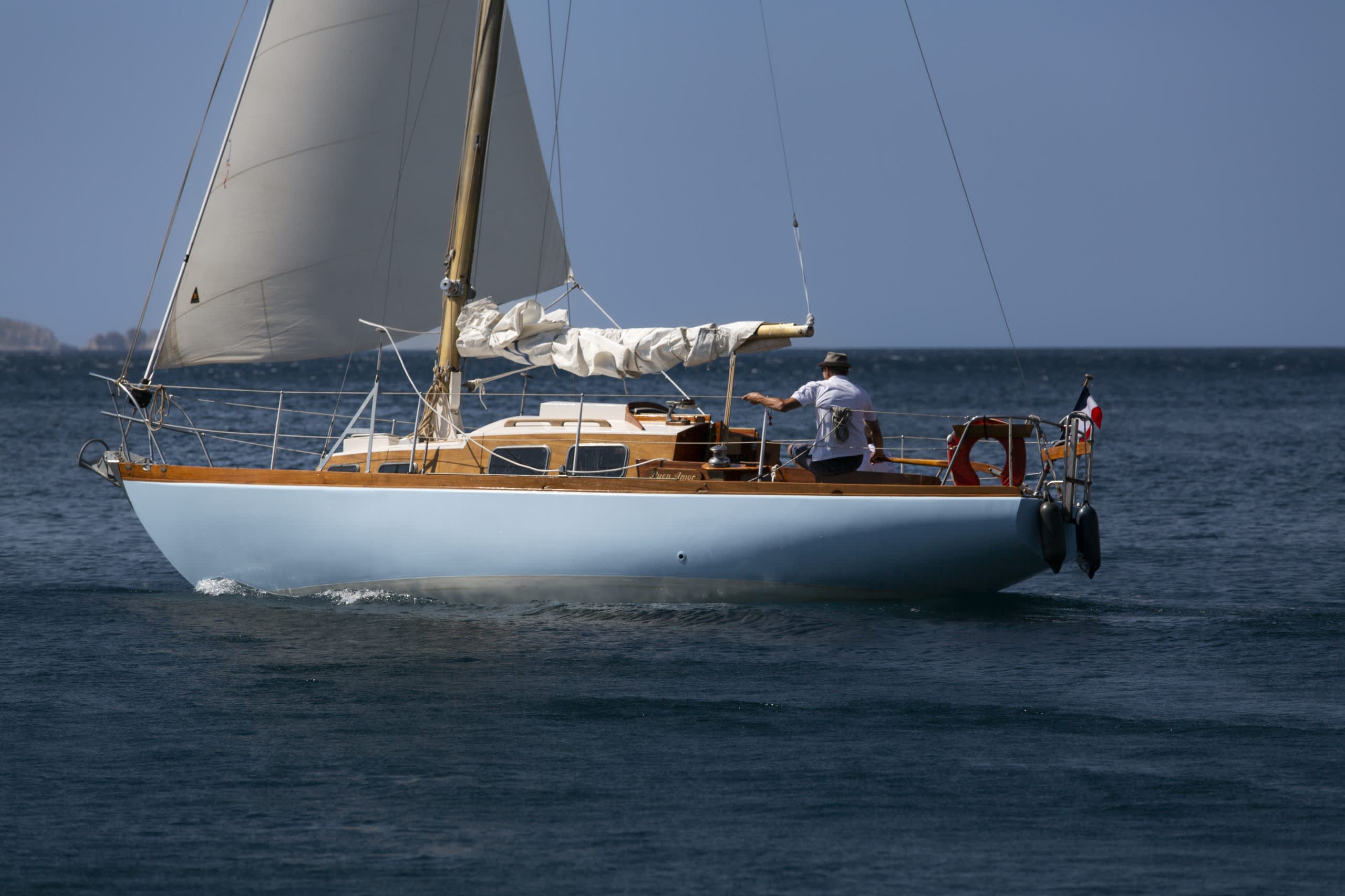 Aperitivo in compagnia – Tramonto e nuoto da L'Estaque