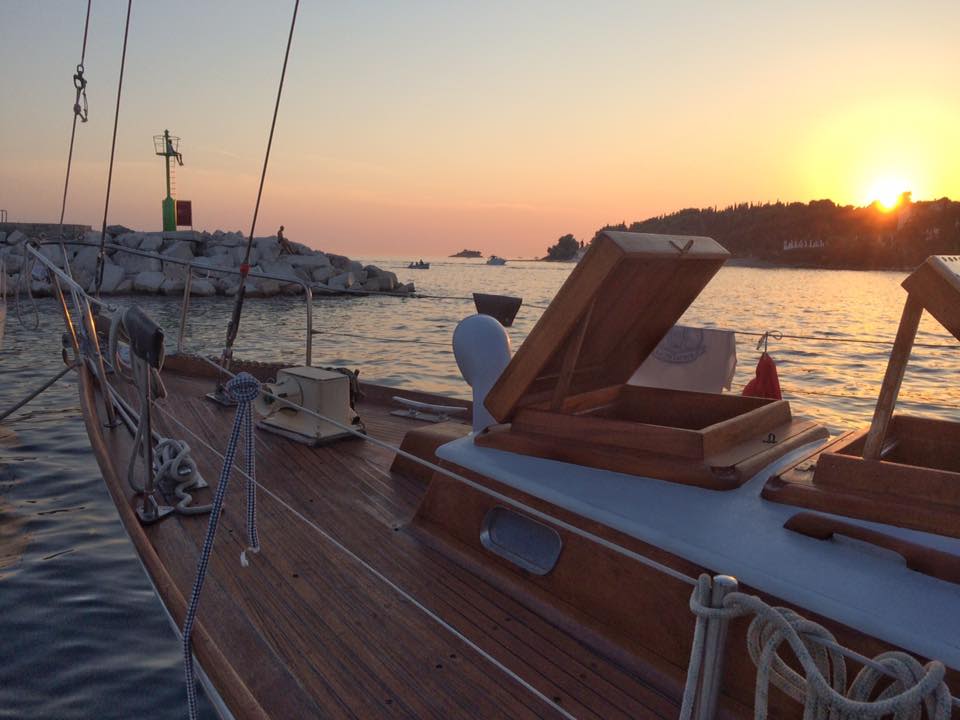 3-Hour Sunset Sailing Trip from Dubrovnik