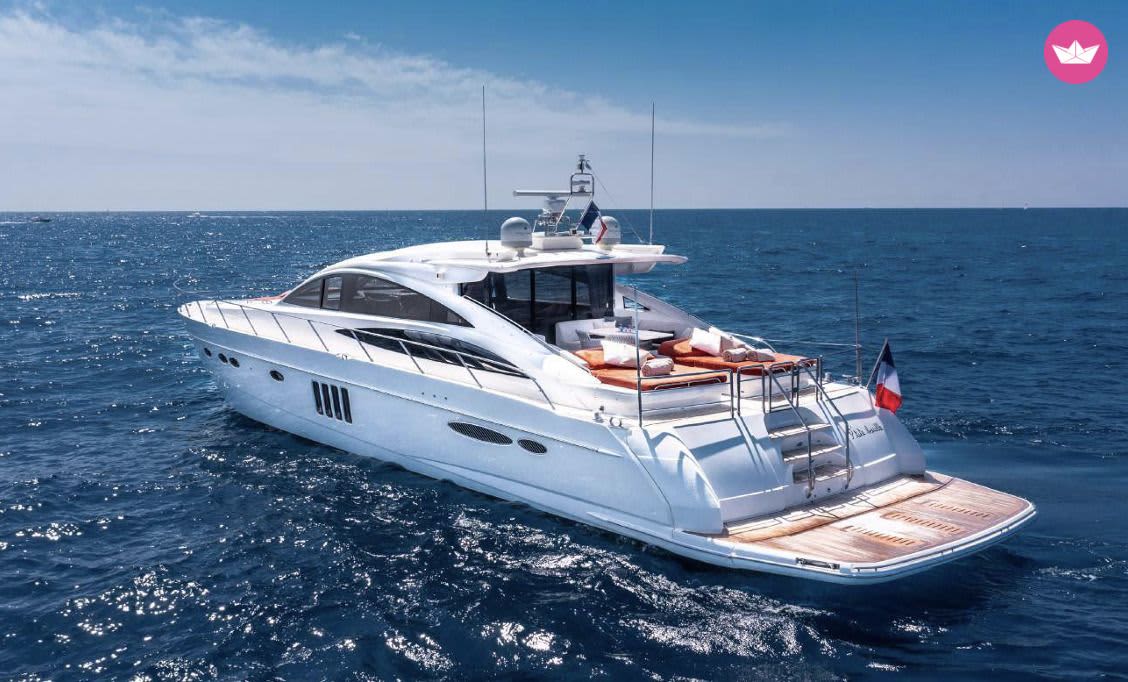 Horizon Privé : 8h d'Évasion en Yacht à Antibes