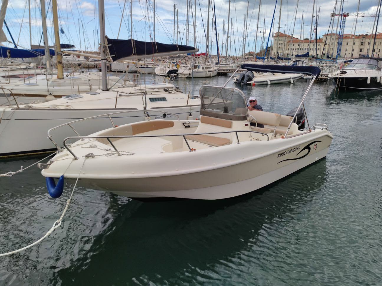 Aproveite o sol em um passeio de barco de 7 horas em Banyuls-sur-Mer.
