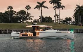 Romantyczny wypad na łódce z nocą na kotwicy: Magiczna noc na łódce dla dwojga