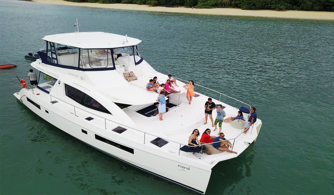 National Park Adventure: Phang Nga Bay & James Bond Island (8h)