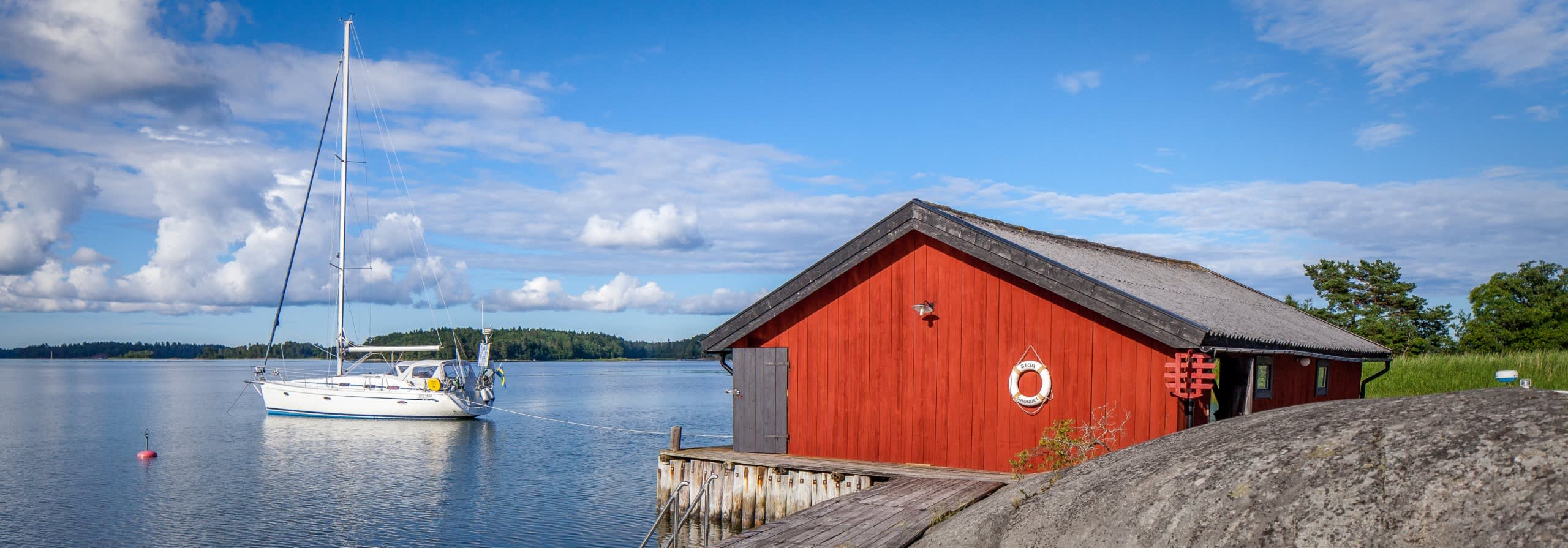 Full-day sailing trip in Värmdö on a sailboat