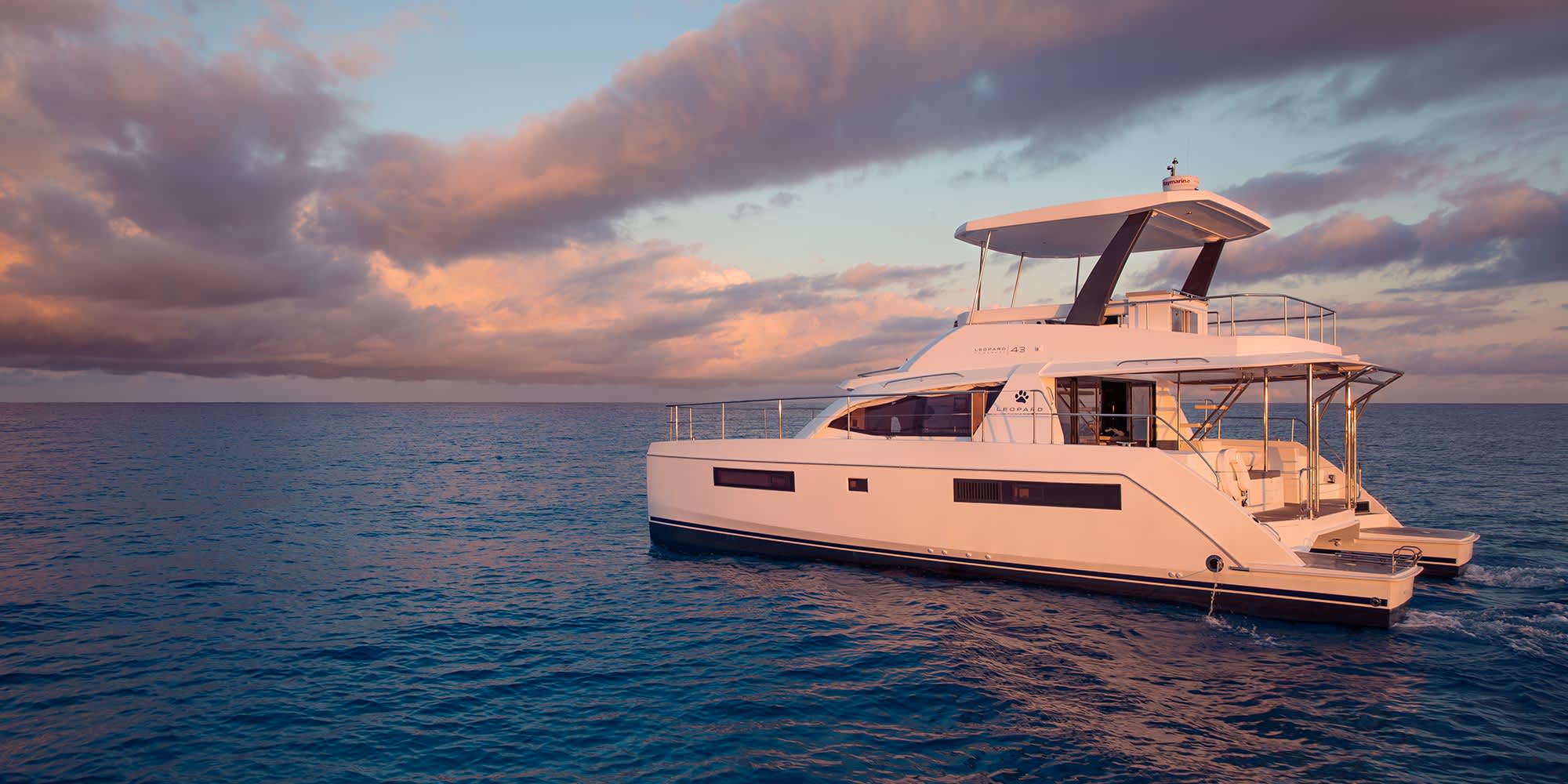 Half-day luxury on a motor yacht