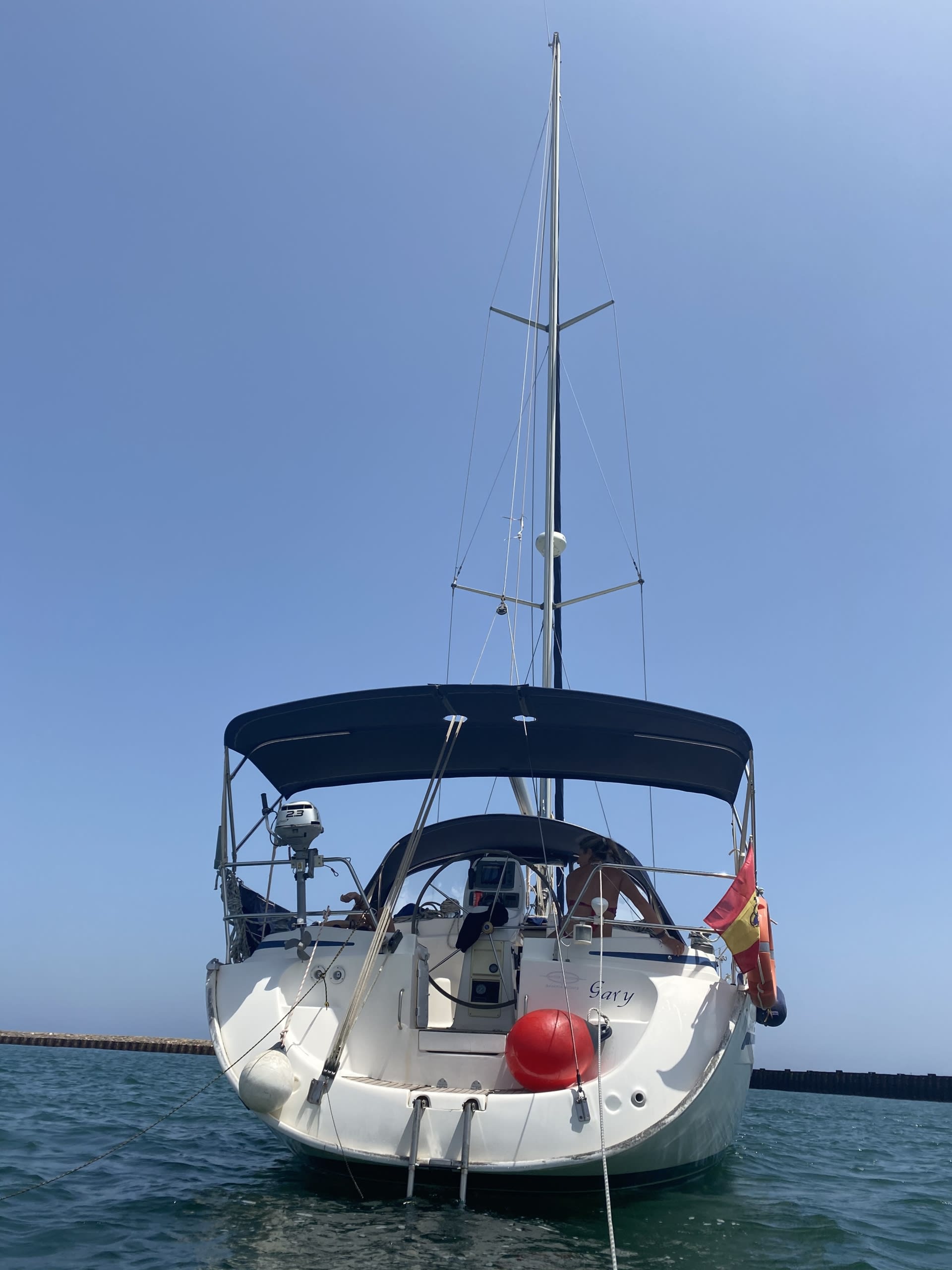 Passe 8 horas navegando ao redor de San Javier, em Múrcia, em um veleiro.