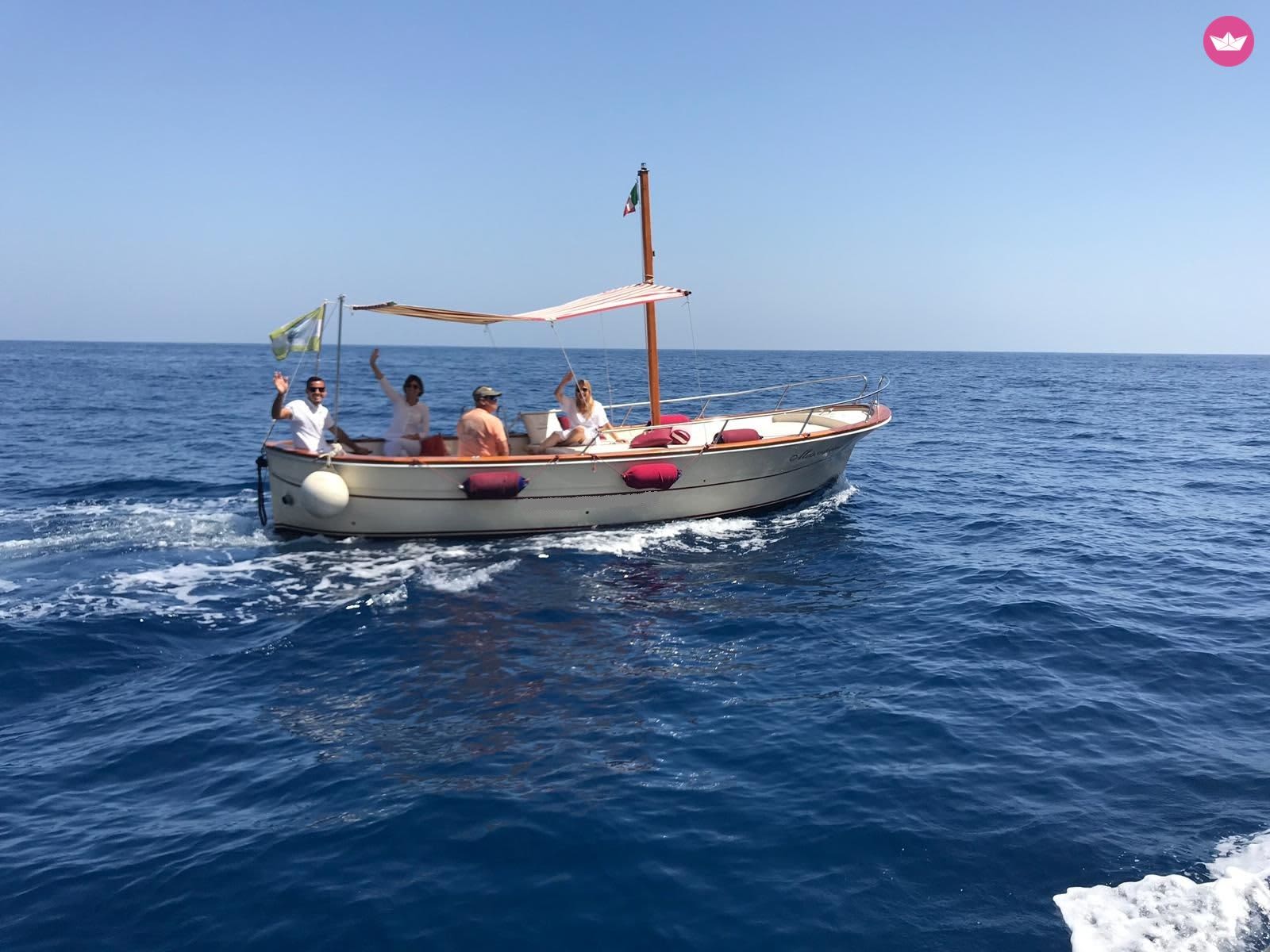Capri bajo las estrellas: un encantador crucero nocturno por Gozzo