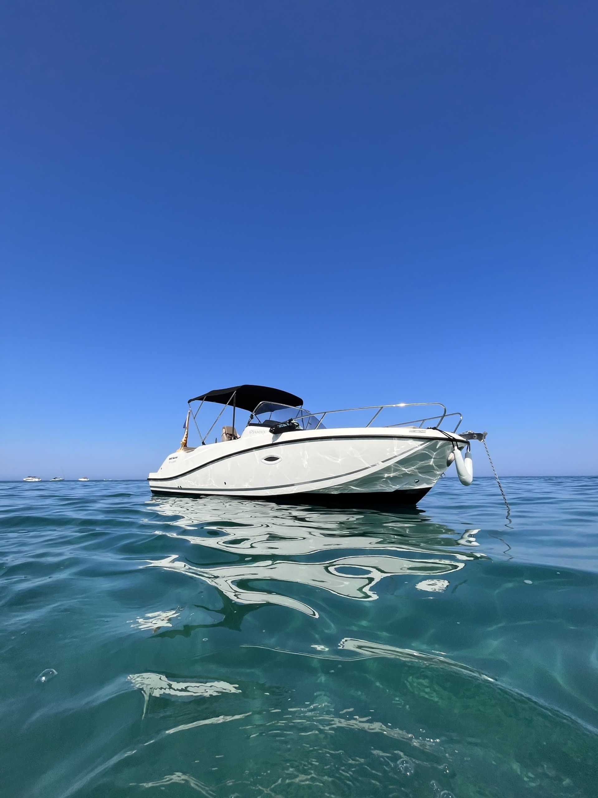 En heldag av magi i Le Barcarès på en motorbåt