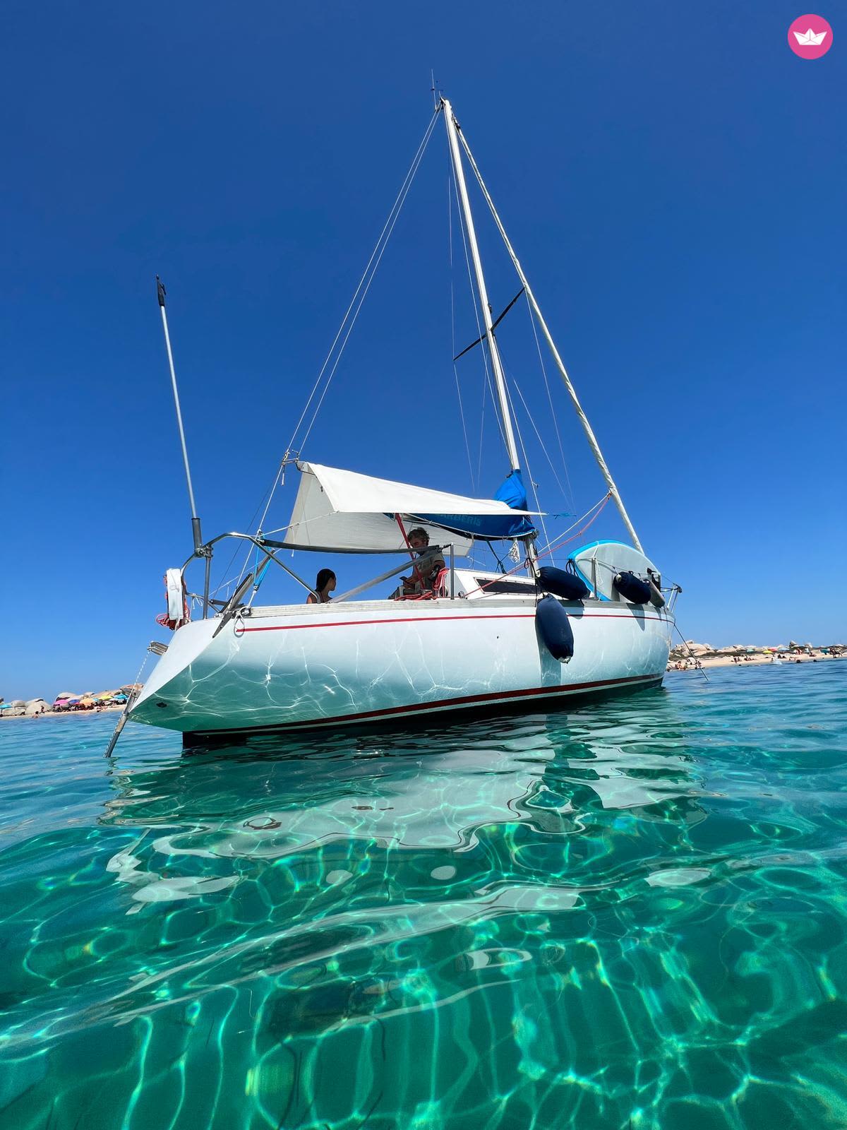 Sailing with Fabio. A day trip by sailboat between Sardinia and Corsica ...