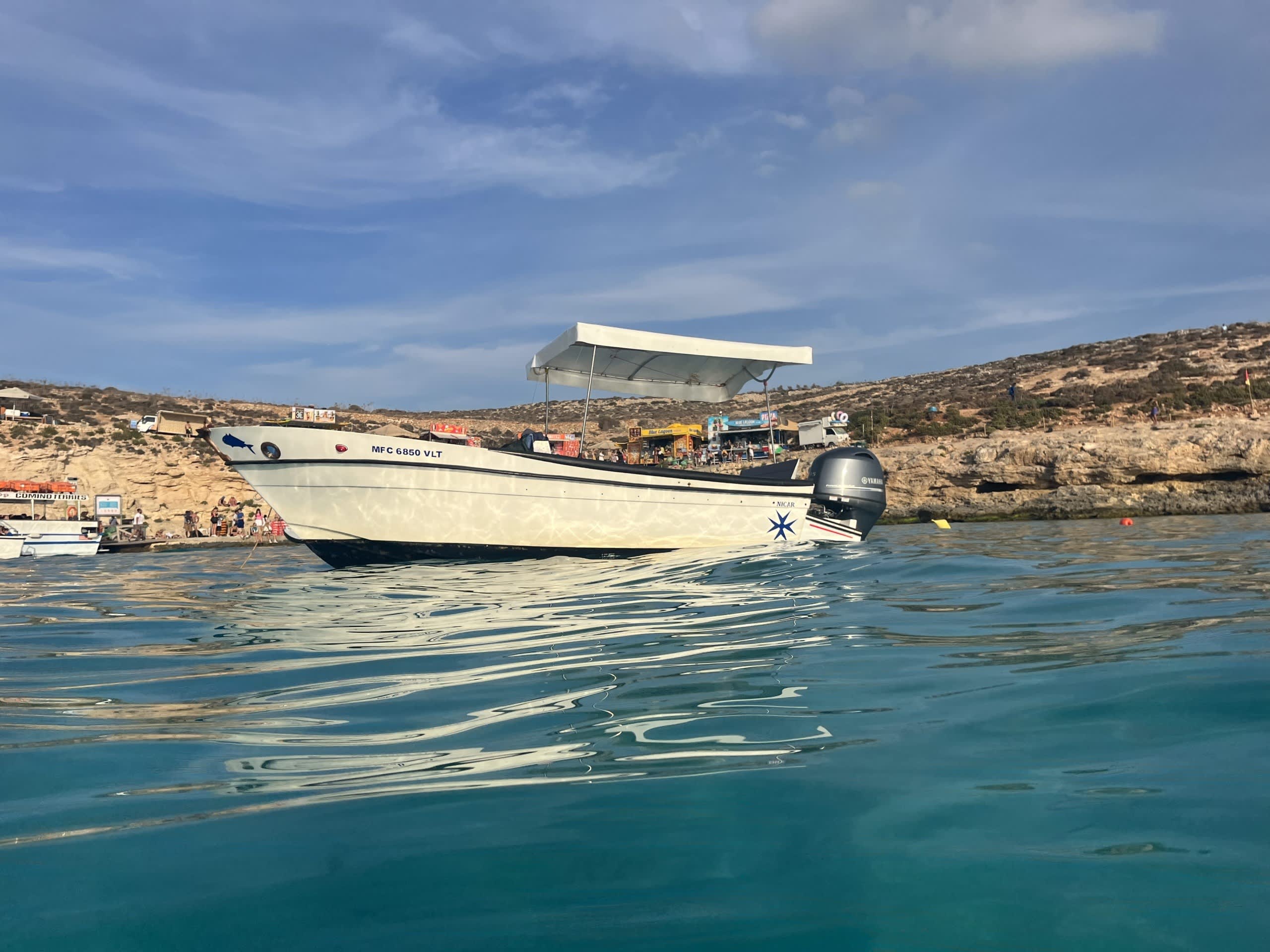 Enjoy a full day on a motorboat in Bugibba - Click&Boat